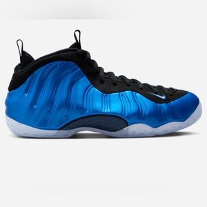 NWOT - Nike Foamposite